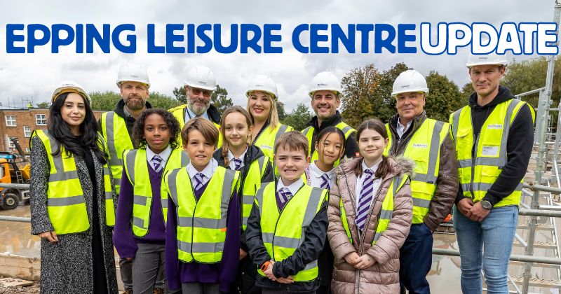 From right to left Amelia Hoke EFDC Leisure and Parking team manager, Corne Van Mook Pellikaan, Cllr Ray Balcome, Cllr Holly Whitbread, Neil Buchanan Pellikaan, Cllr Chris Whitbread, Marc Janssen Pellikaan and Epping Primary students.